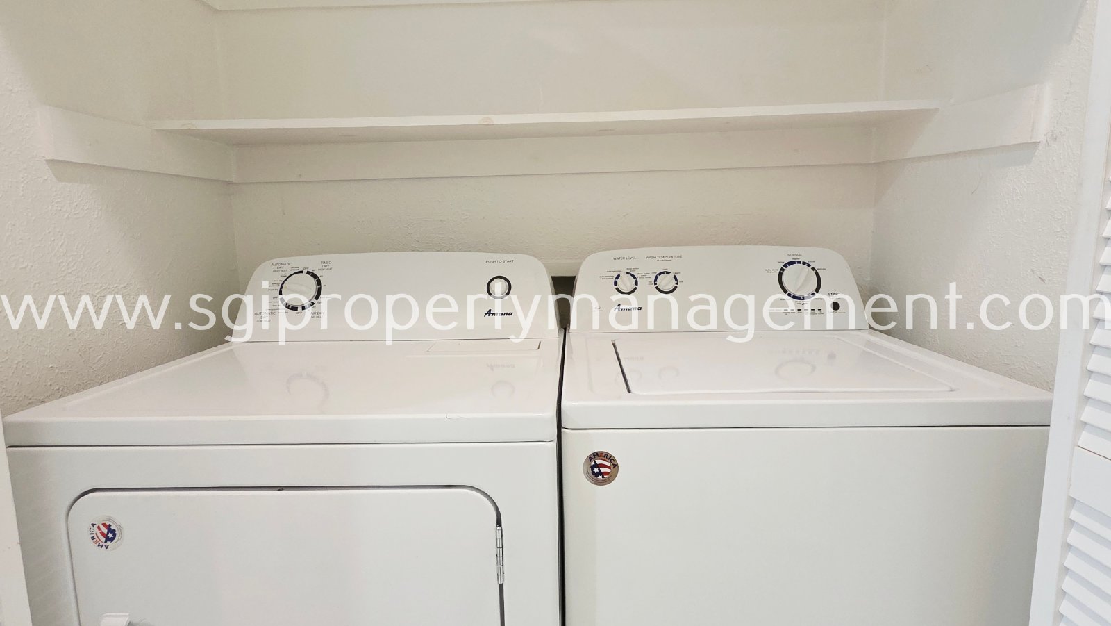 Gorgeous condo ready for move in property image