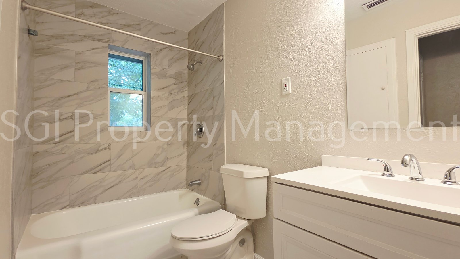 Charming home ready for move in property image