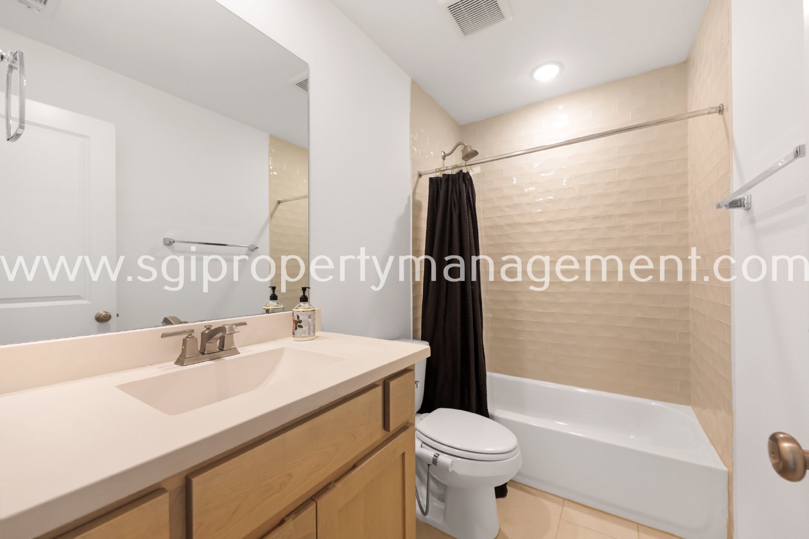 Beautiful home for rent in Mckinney property image