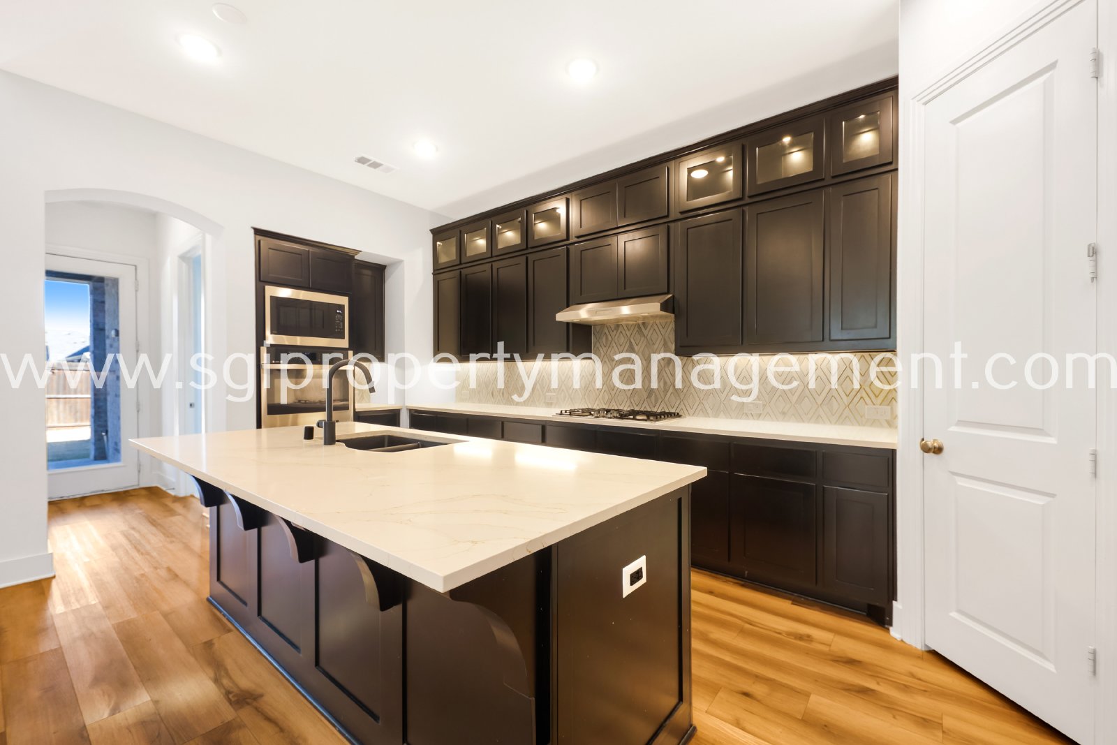 Beautiful home for rent in Mckinney property image