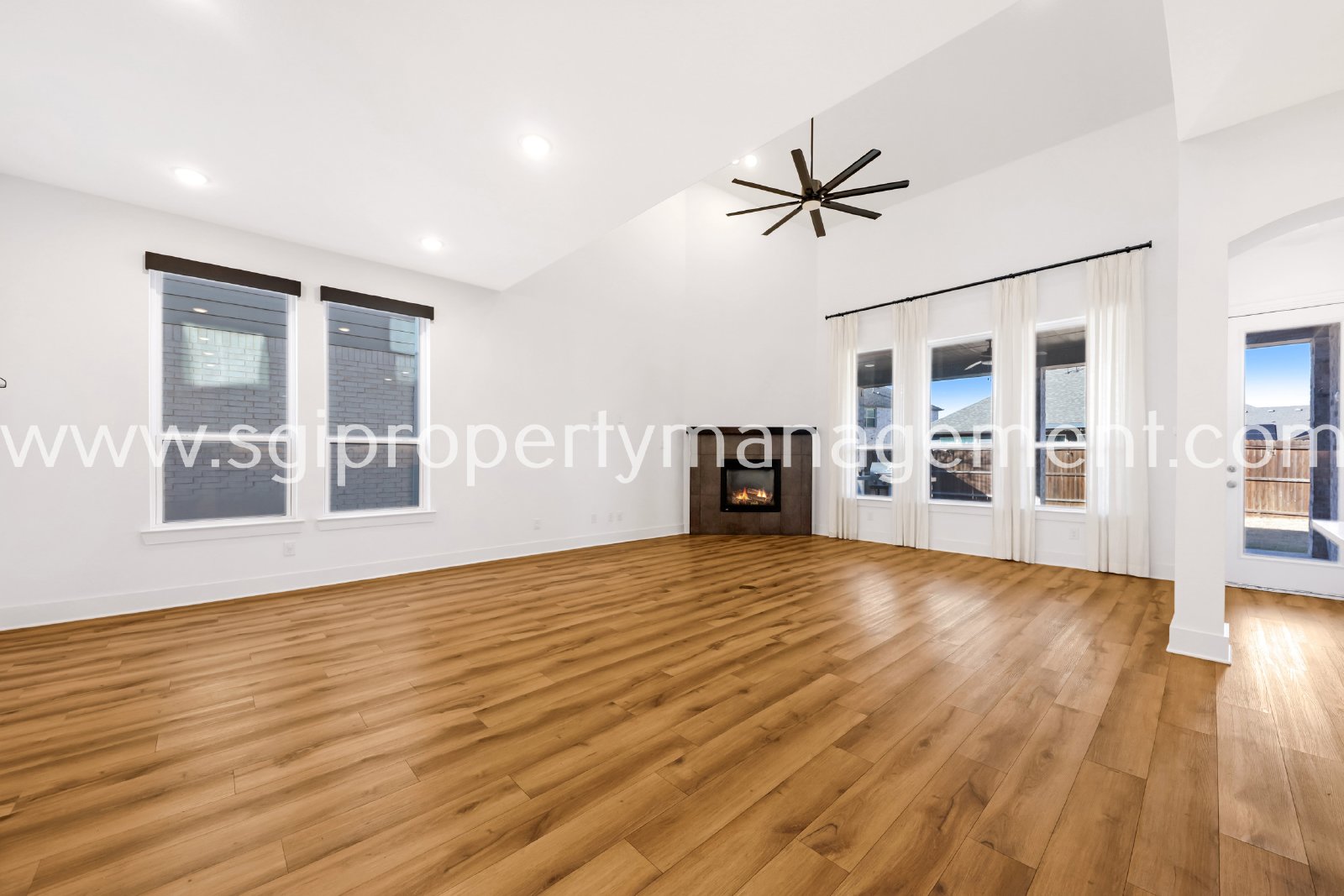 Beautiful home for rent in Mckinney property image
