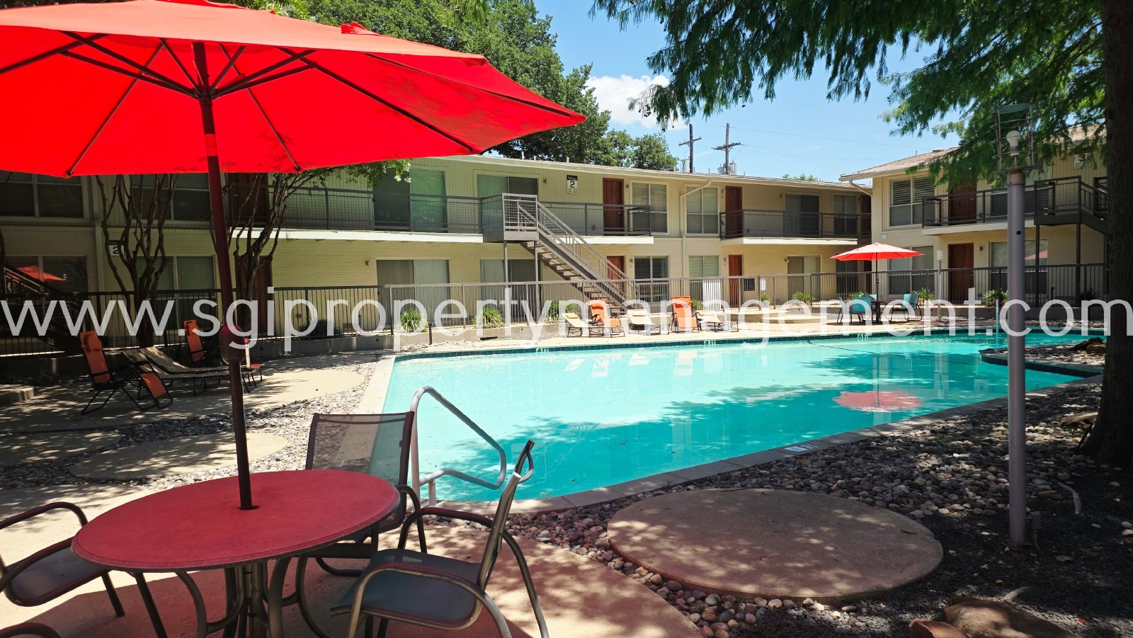 Amazing condo ready for move in property image