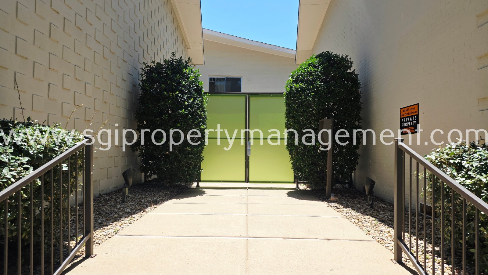 Amazing condo ready for move in property image