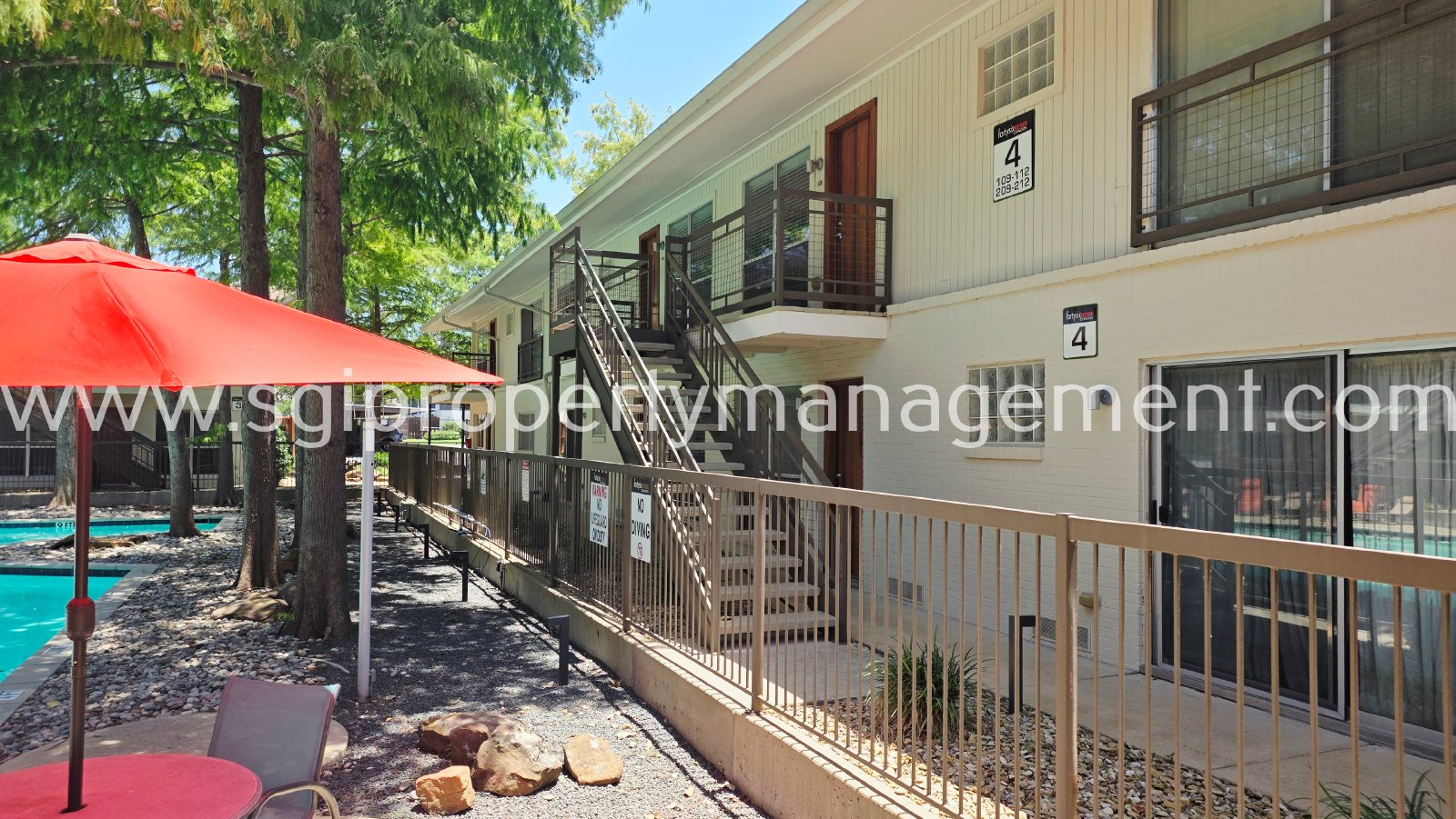 Amazing condo ready for move in property image