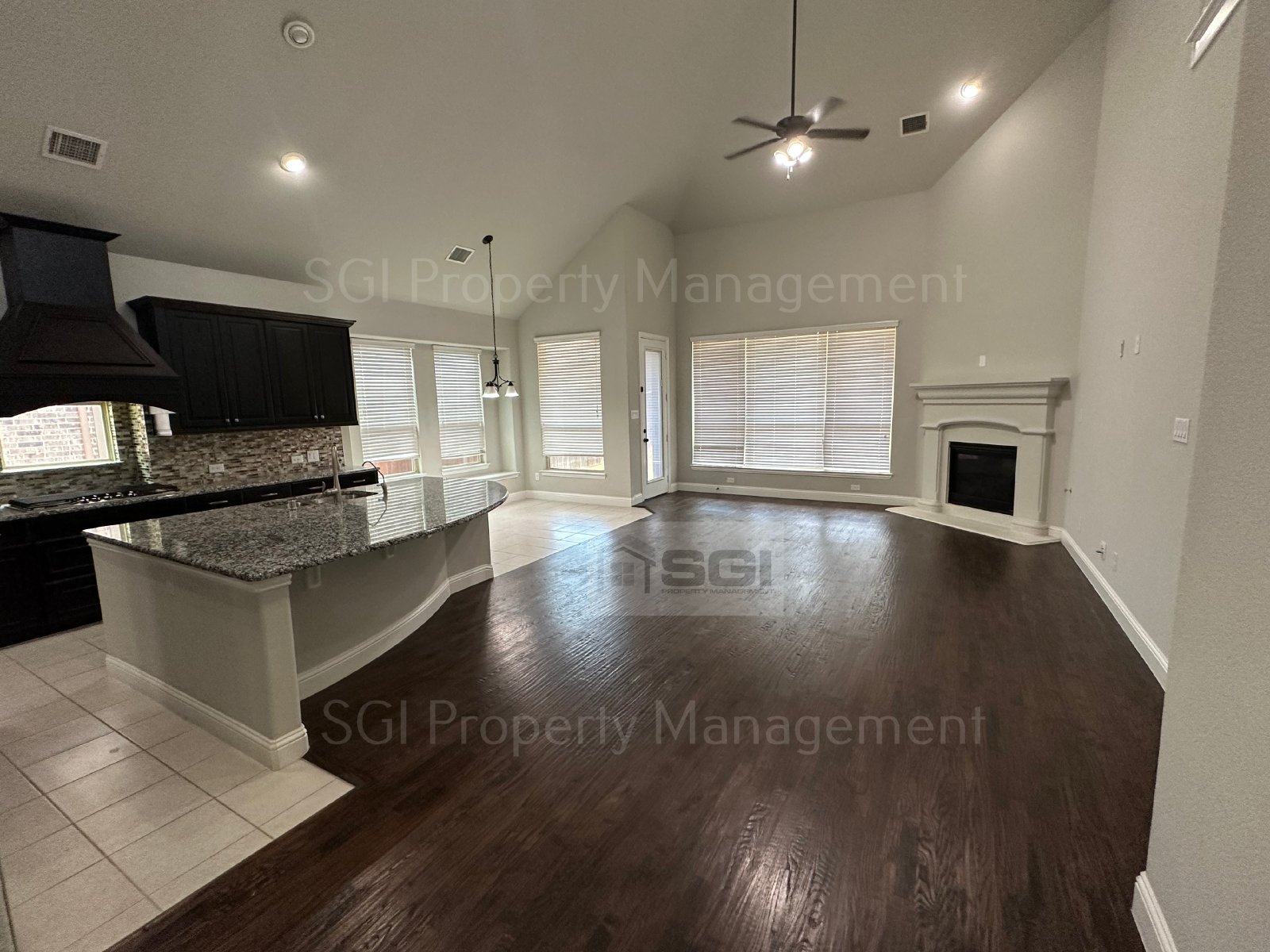 Fantastic 4 bedroom with study in Lantana property image