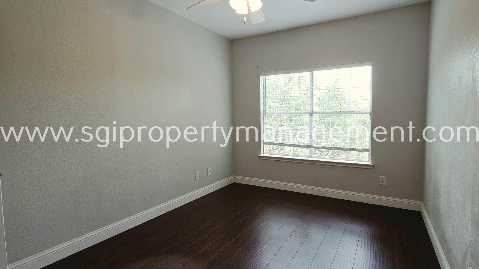 Gorgeous updated home ready for move in property image