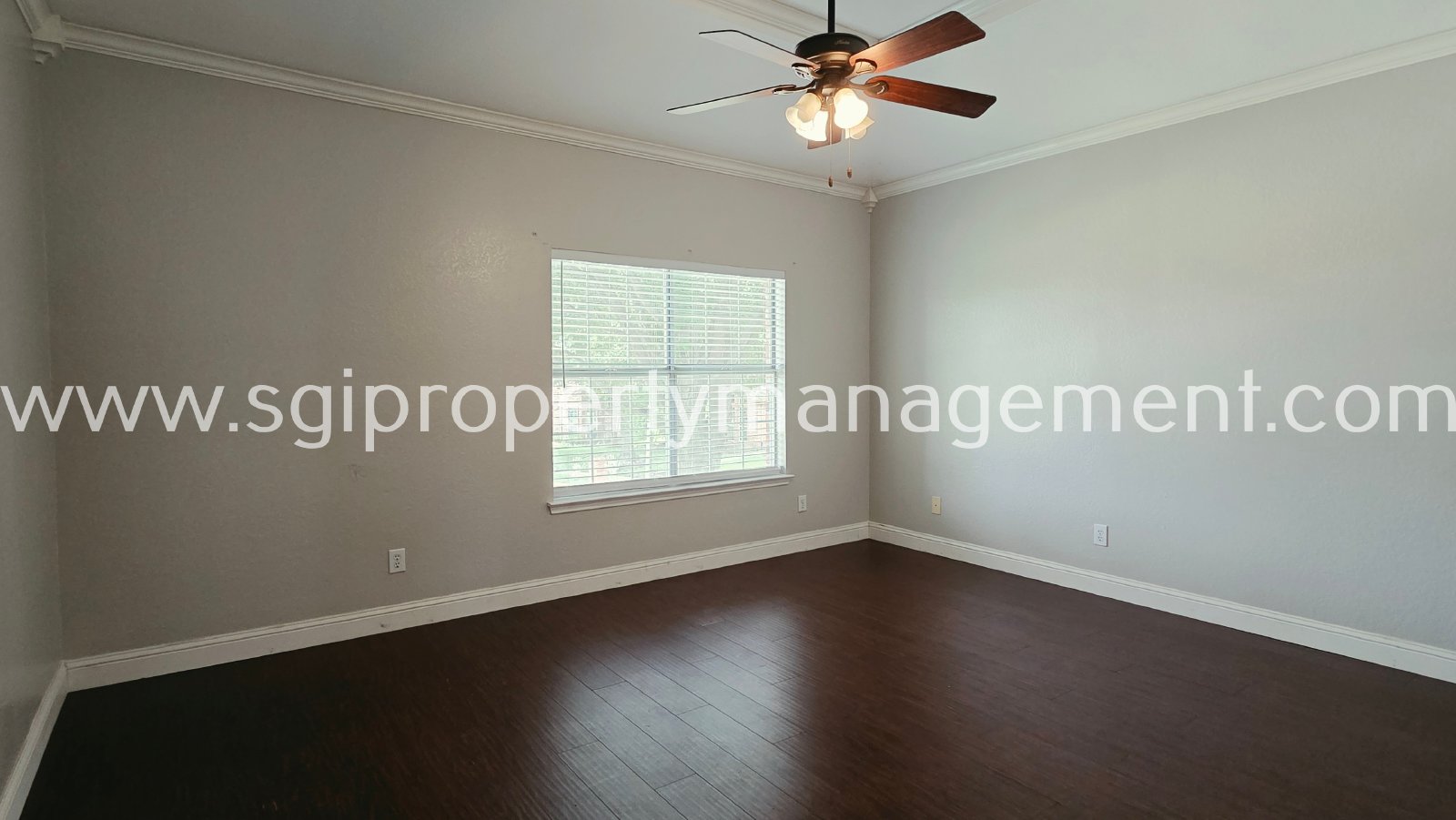 Gorgeous updated home ready for move in property image