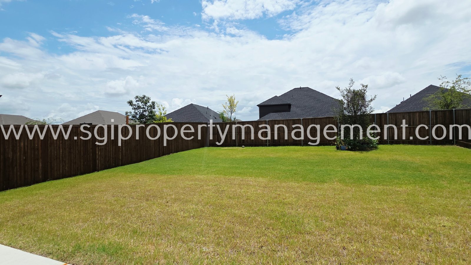 Modern 4 bedroom 2.5 bath! property image