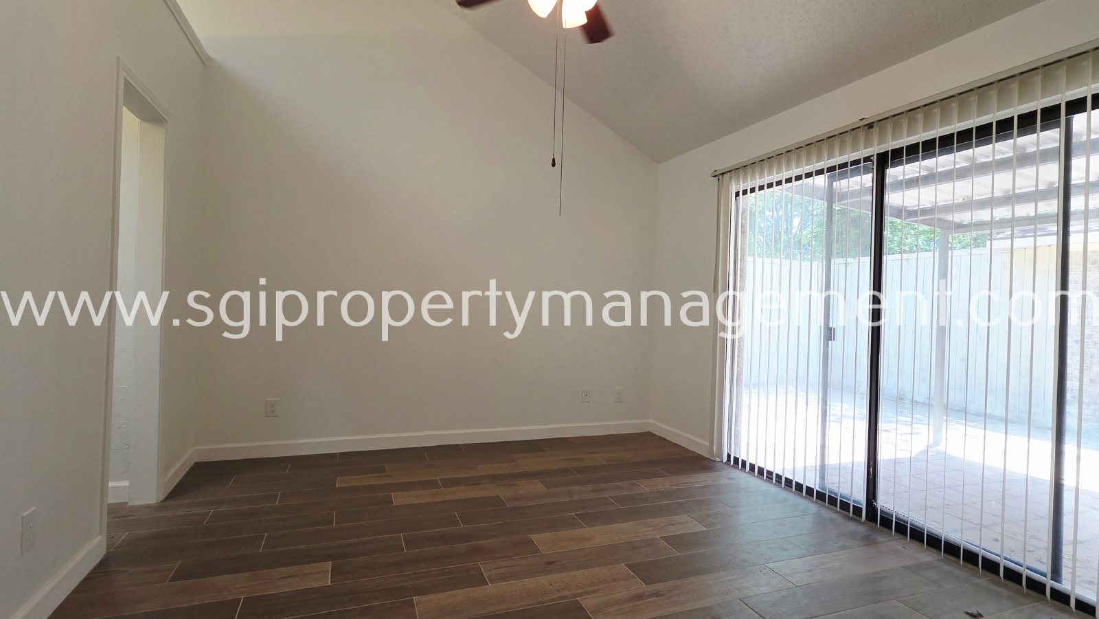 Inviting 2-bedroom 2-bath! property image