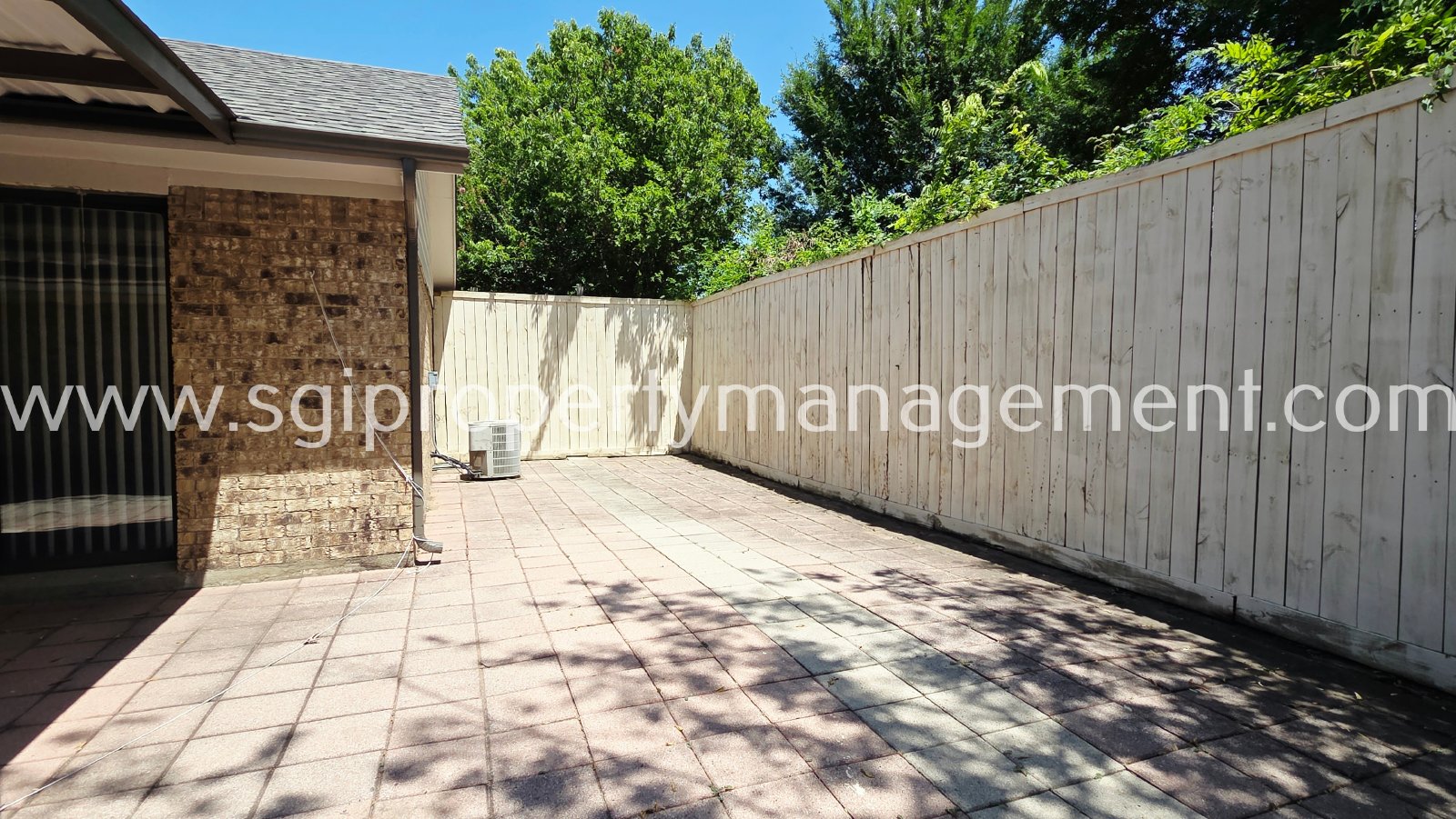 Inviting 2-bedroom 2-bath! property image