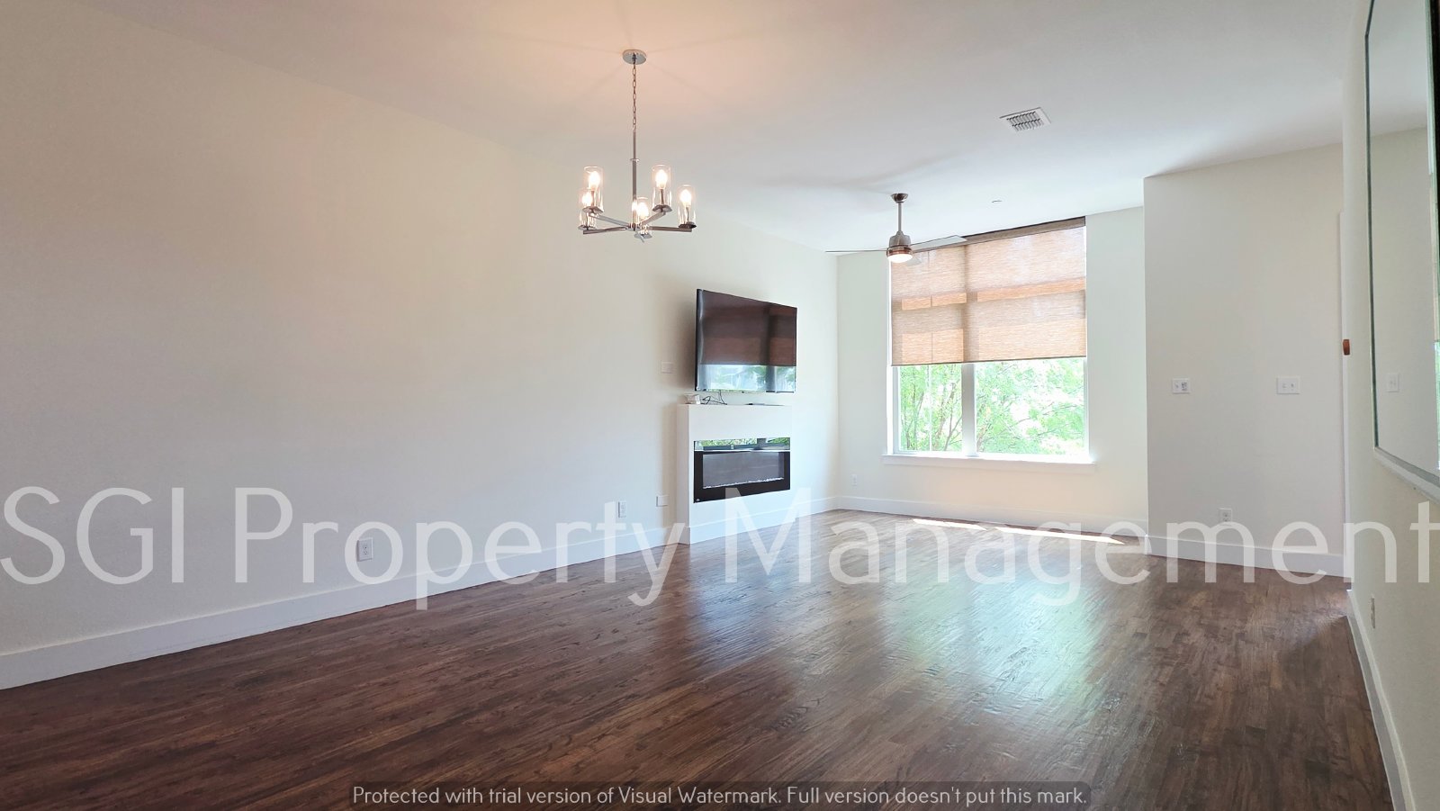 13222 Bee St property image