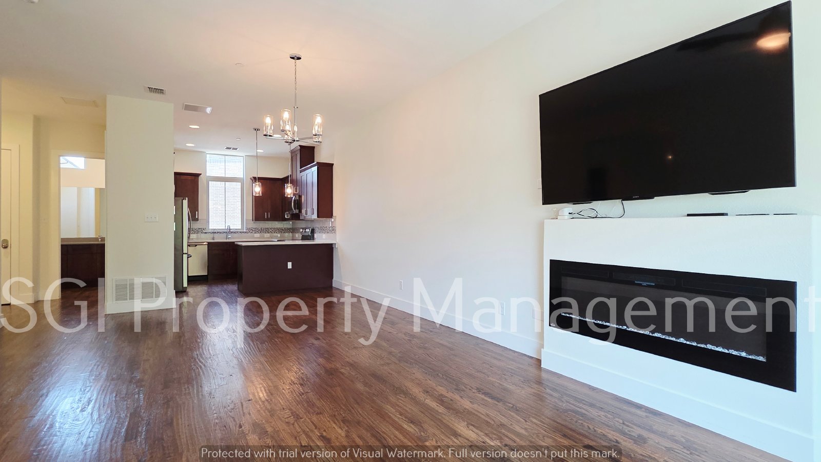 13222 Bee St property image