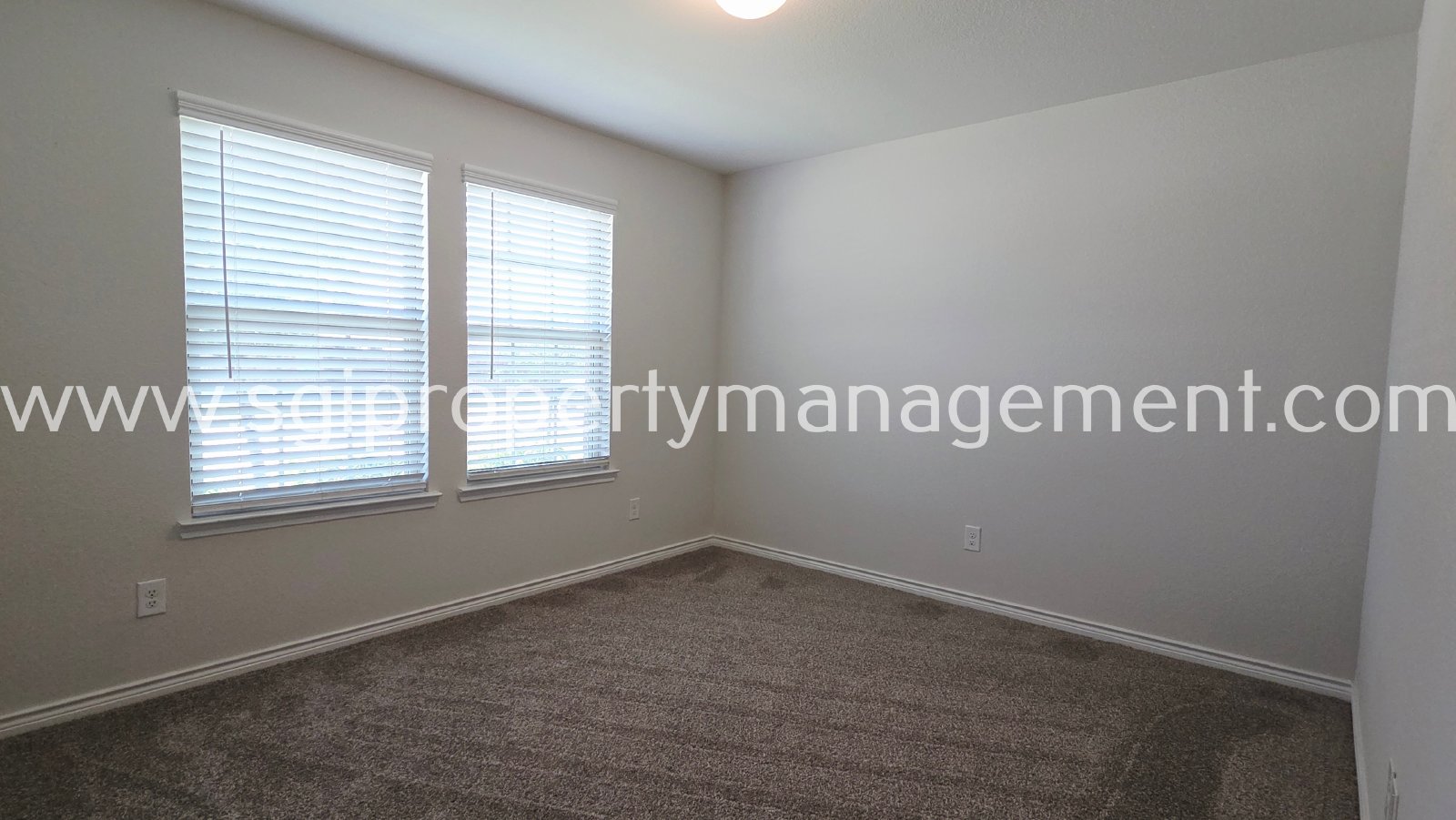 Beautiful updated 4 bedroom Royse City home property image