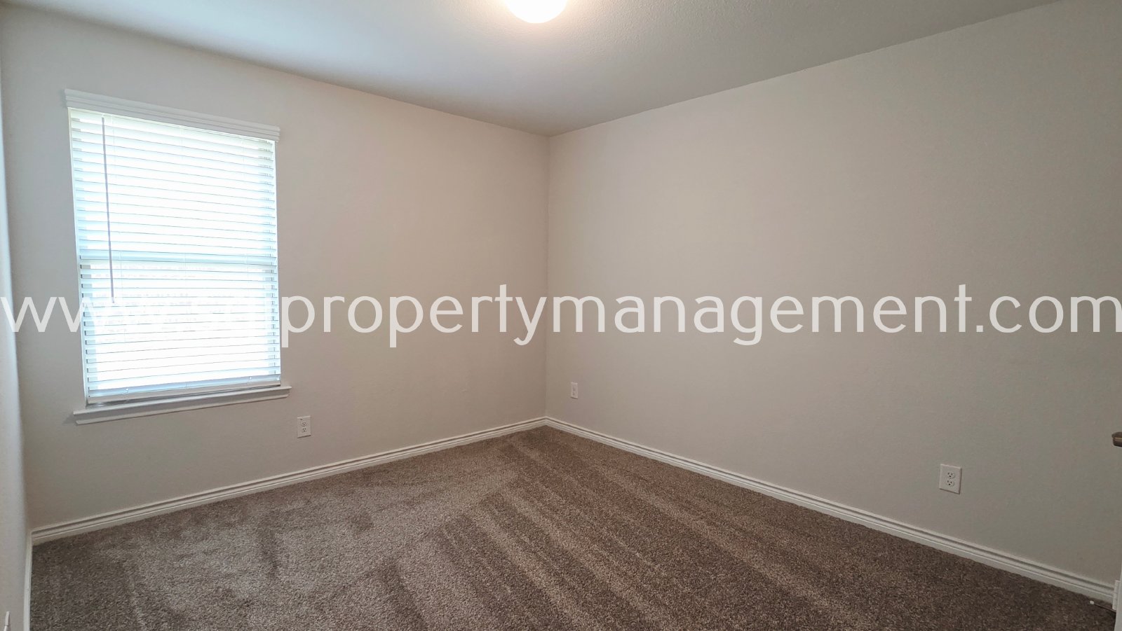 Beautiful updated 4 bedroom Royse City home property image