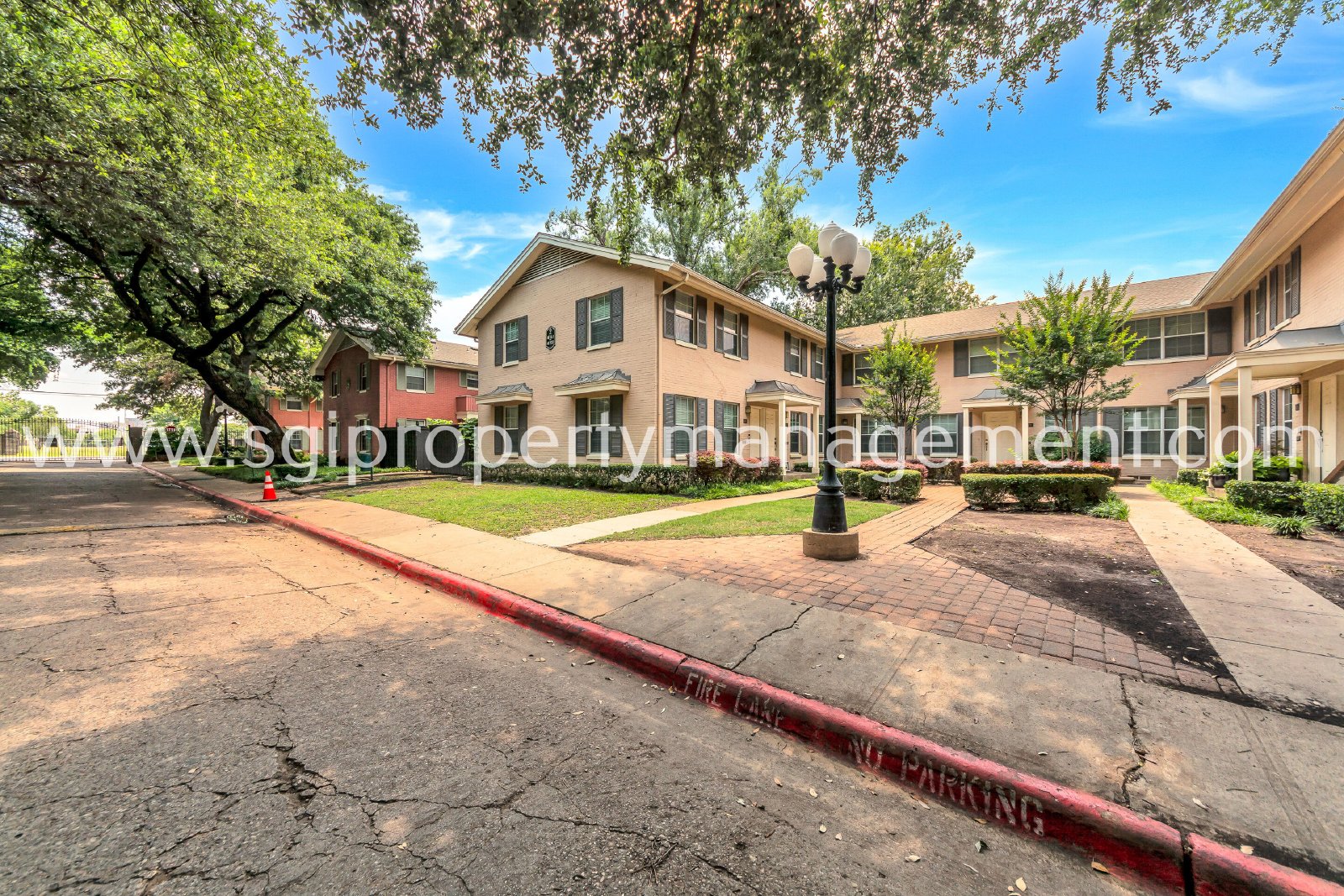 Beautifully Updated 2 Bed Ready For Immediate Occupancy! property image