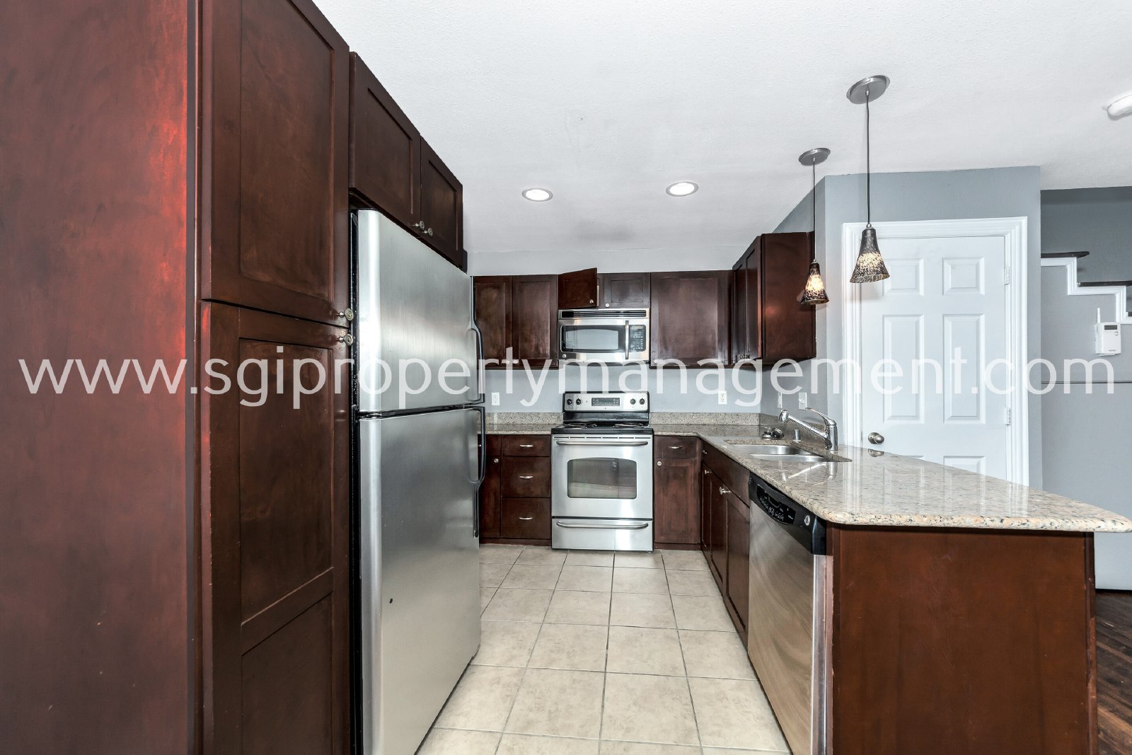 Beautifully Updated 2 Bed Ready For Immediate Occupancy! property image