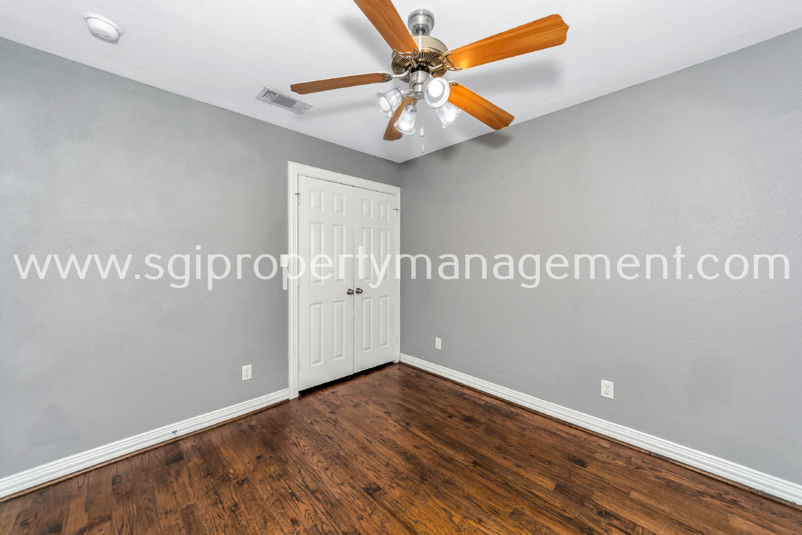 Beautifully Updated 2 Bed Ready For Immediate Occupancy! property image