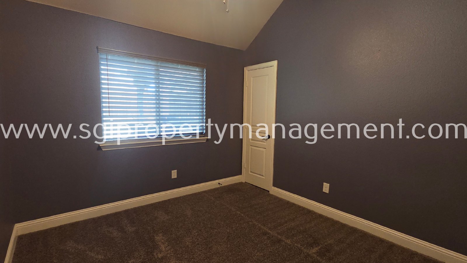 Pristine and Stunning 4 Bedroom! property image