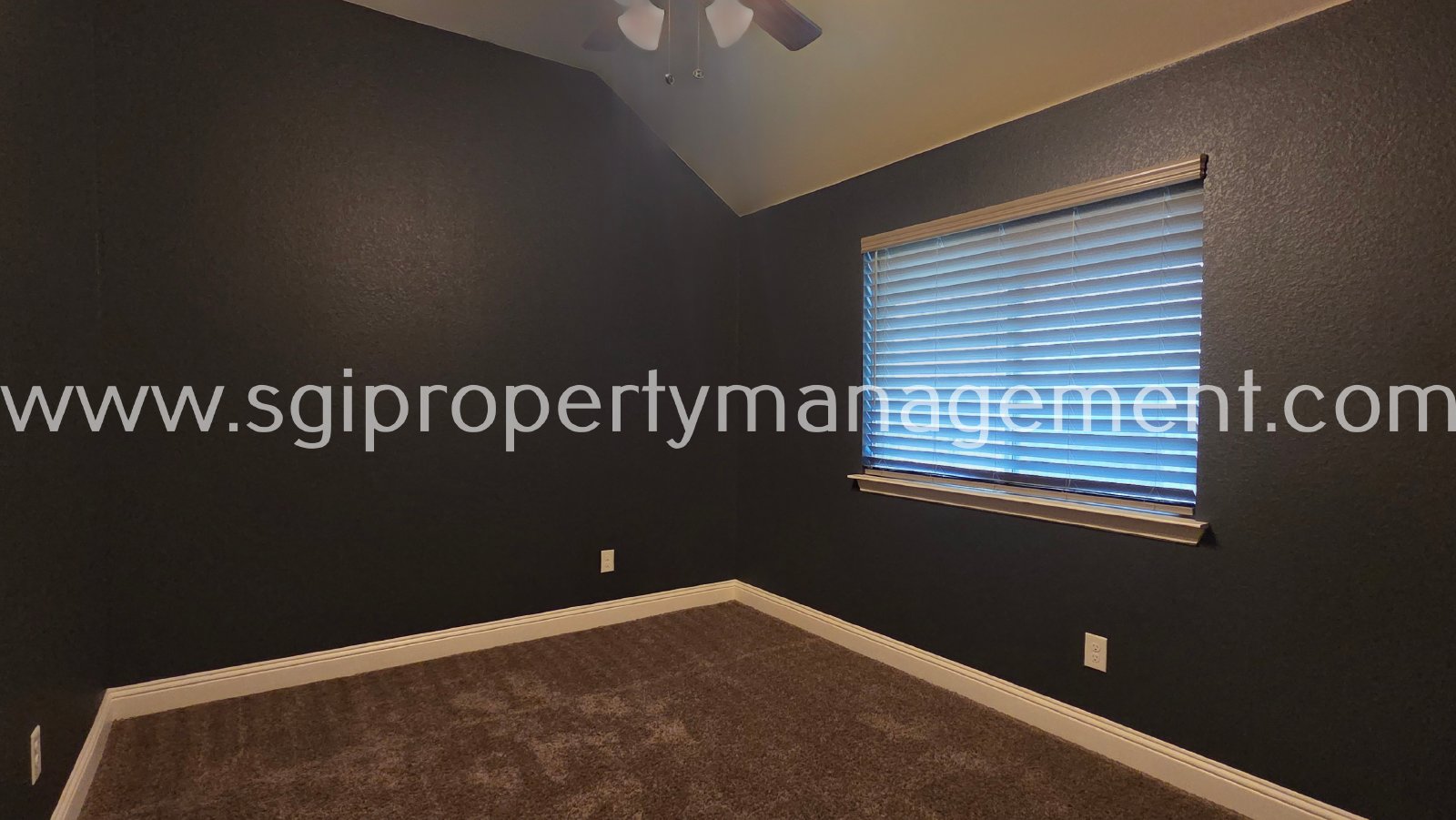 Pristine and Stunning 4 Bedroom! property image