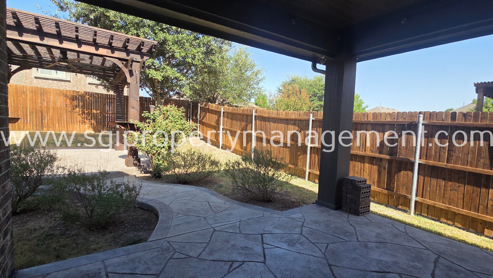 Pristine and Stunning 4 Bedroom! property image