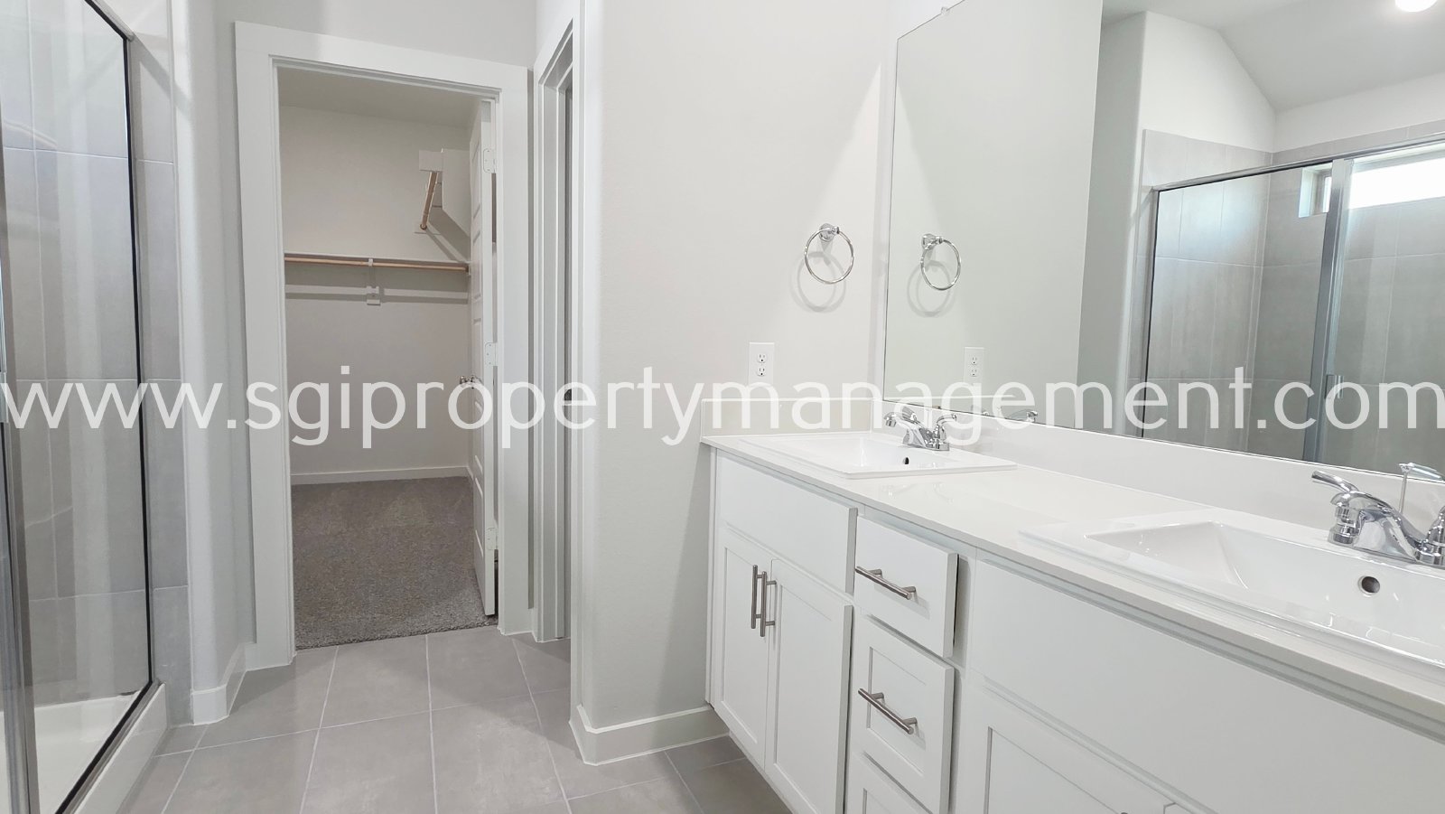 Gorgeous new build ready for move in property image