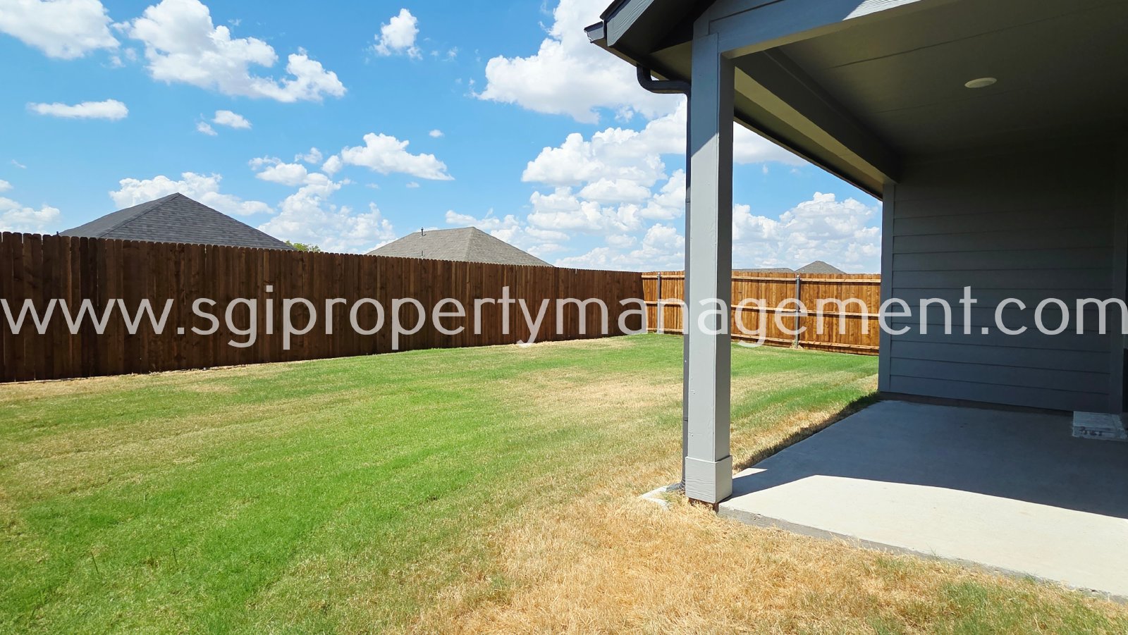 Gorgeous new build ready for move in property image