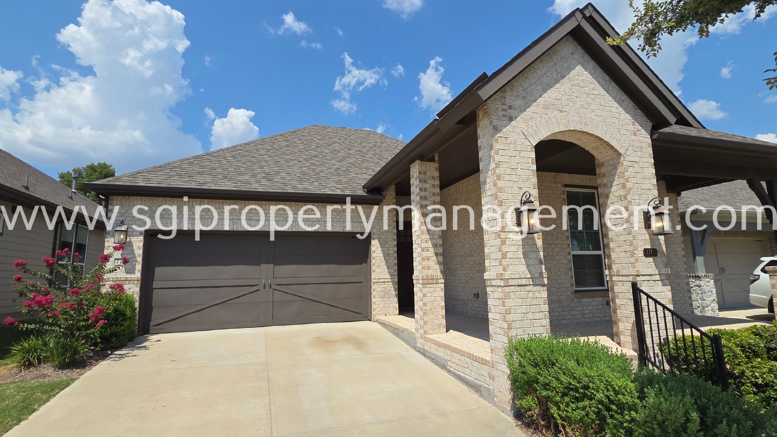 Beautiful home for rent near the Lake! property image