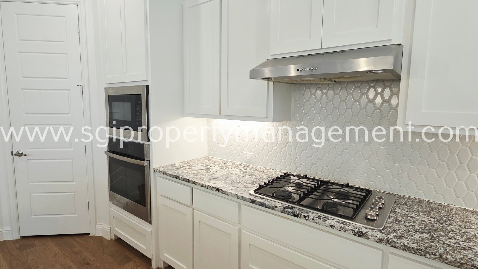 Beautiful home for rent near the Lake! property image