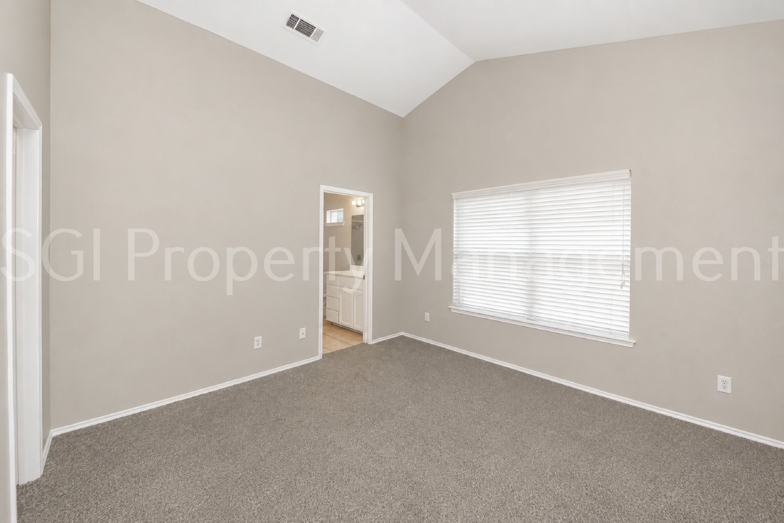 Must see home ready for move in property image