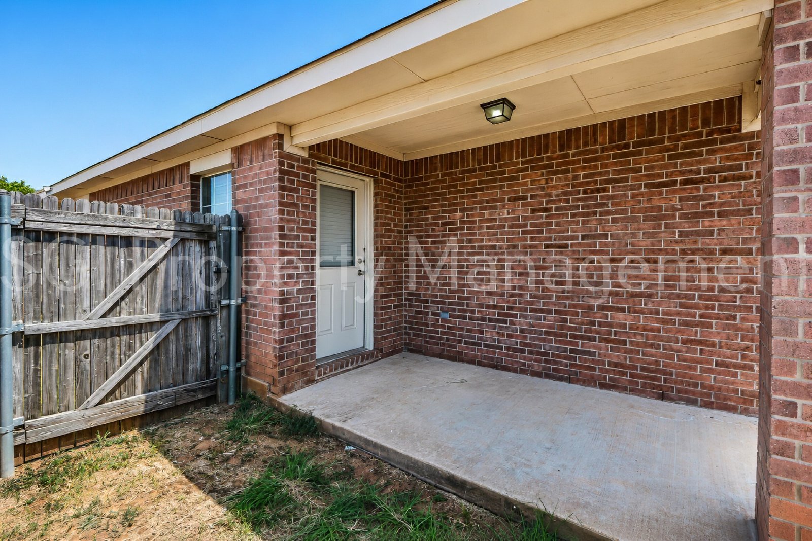 Must see home ready for move in property image