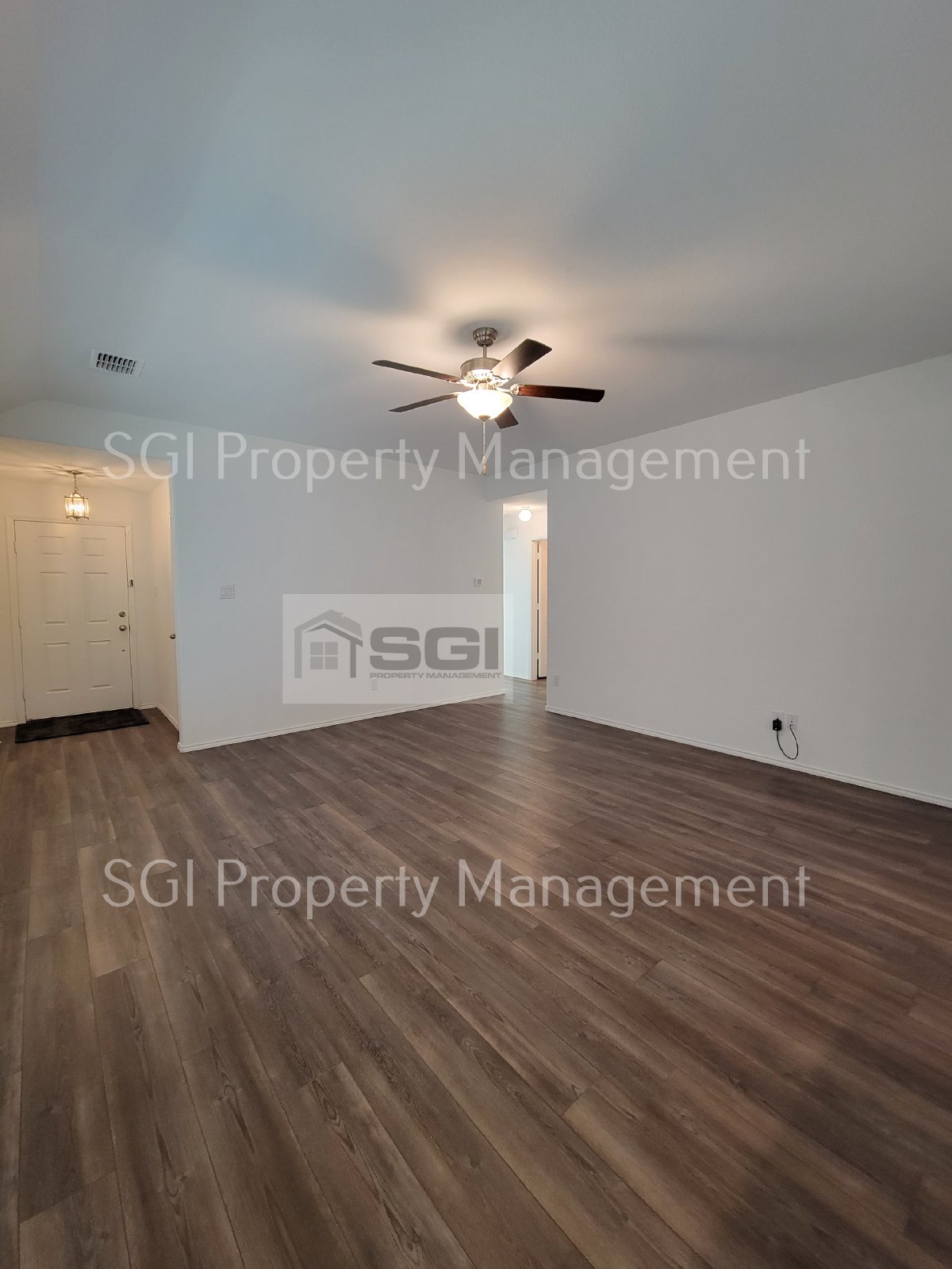 Fabulous 3 bedroom in Hillstone Pointe property image