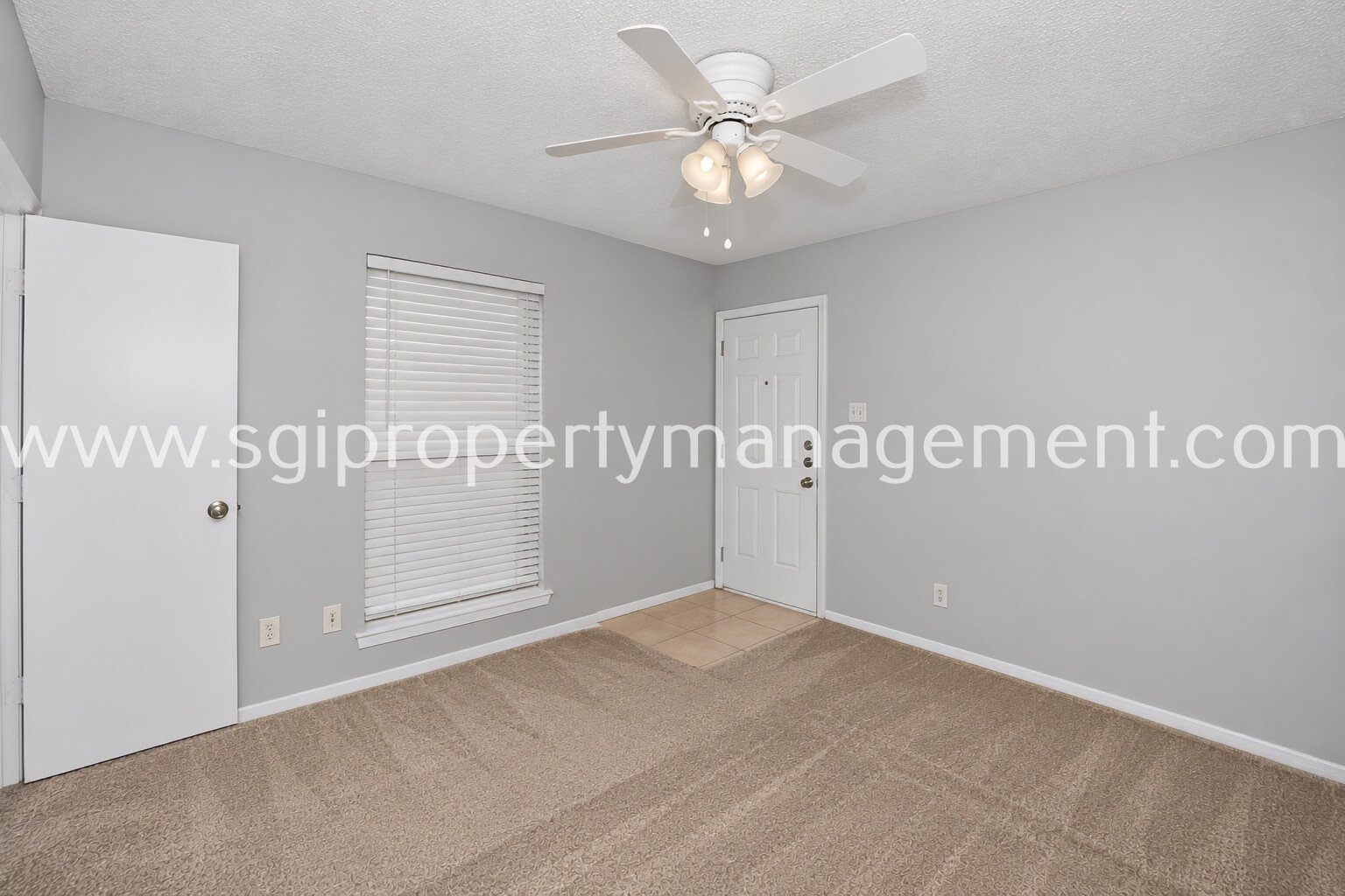 Great 2 bedroom unit of a triplex property image