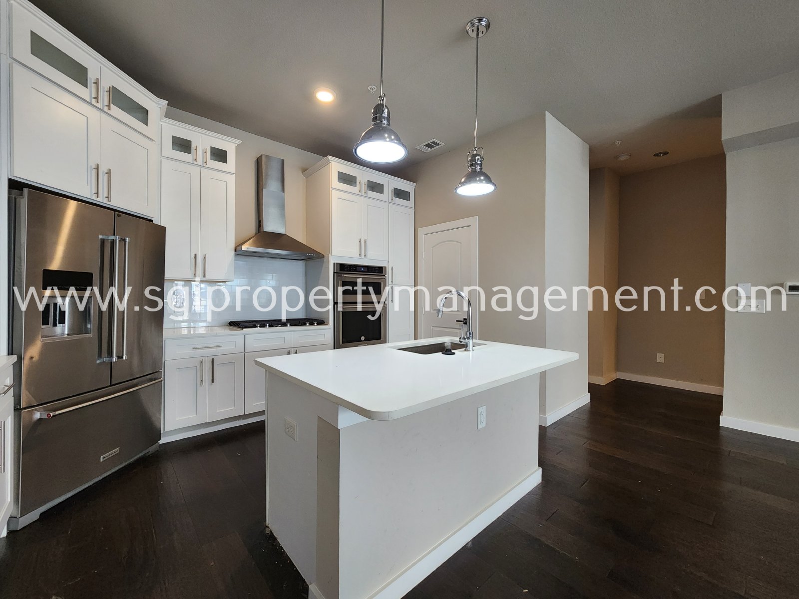 Spacious townhome ready for move in property image