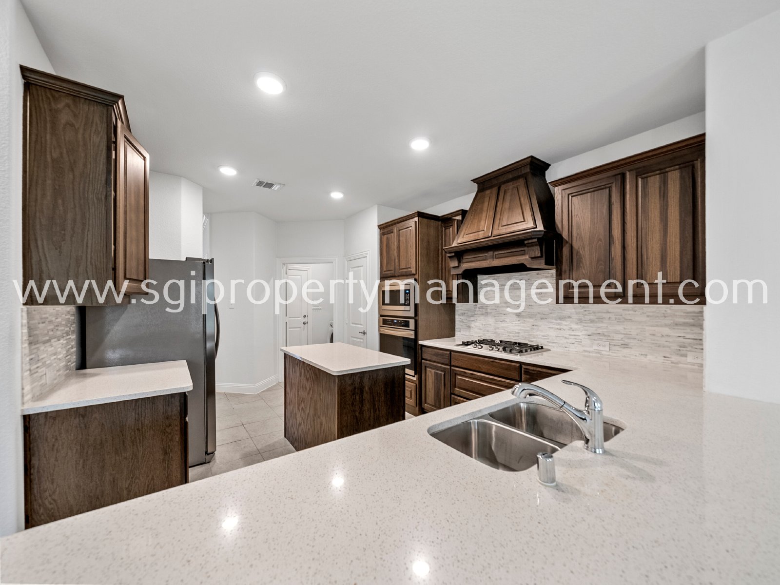 Beautiful 3 bed 2 bath home in Mckinney for rent property image