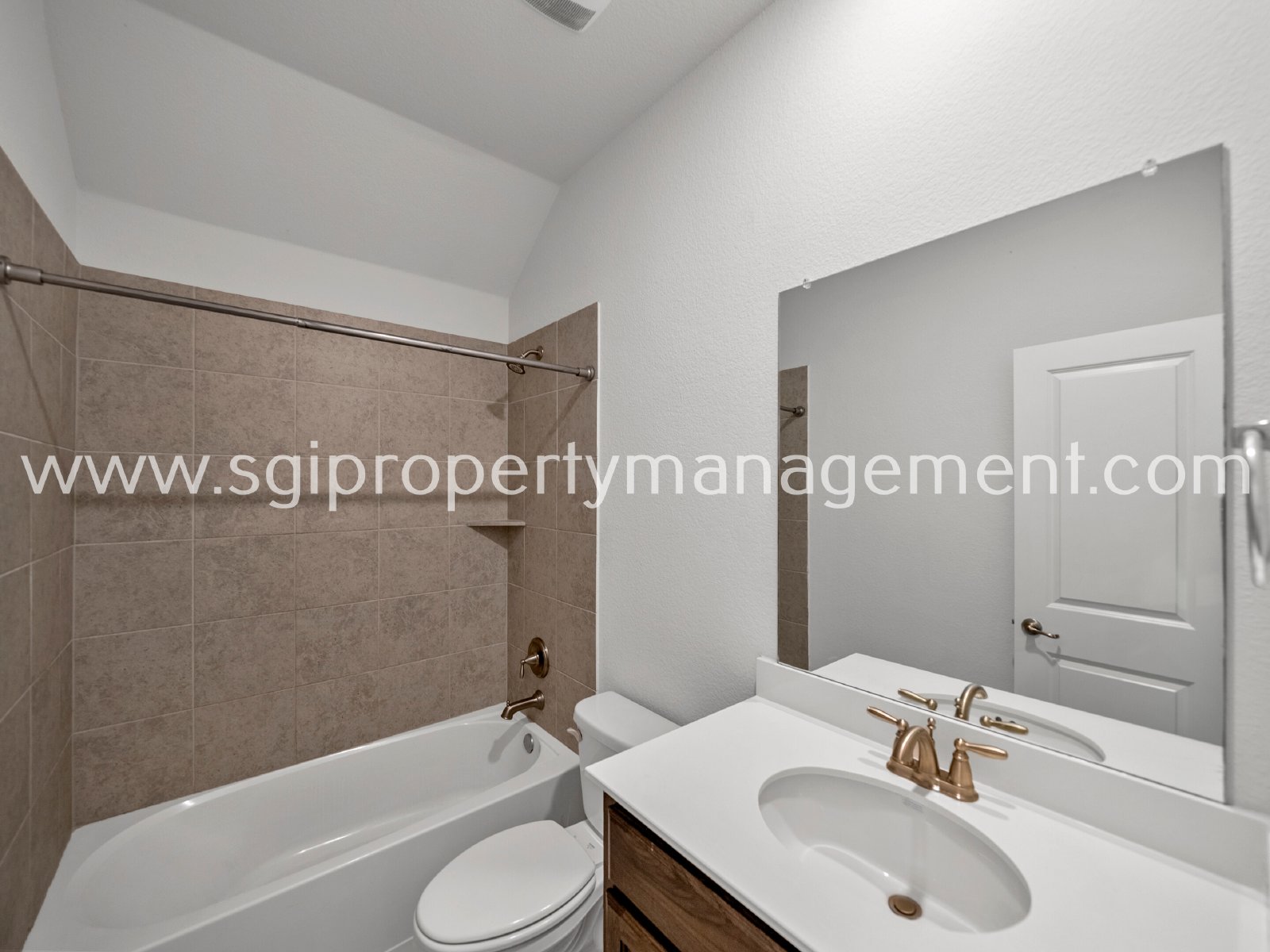 Beautiful 3 bed 2 bath home in Mckinney for rent property image