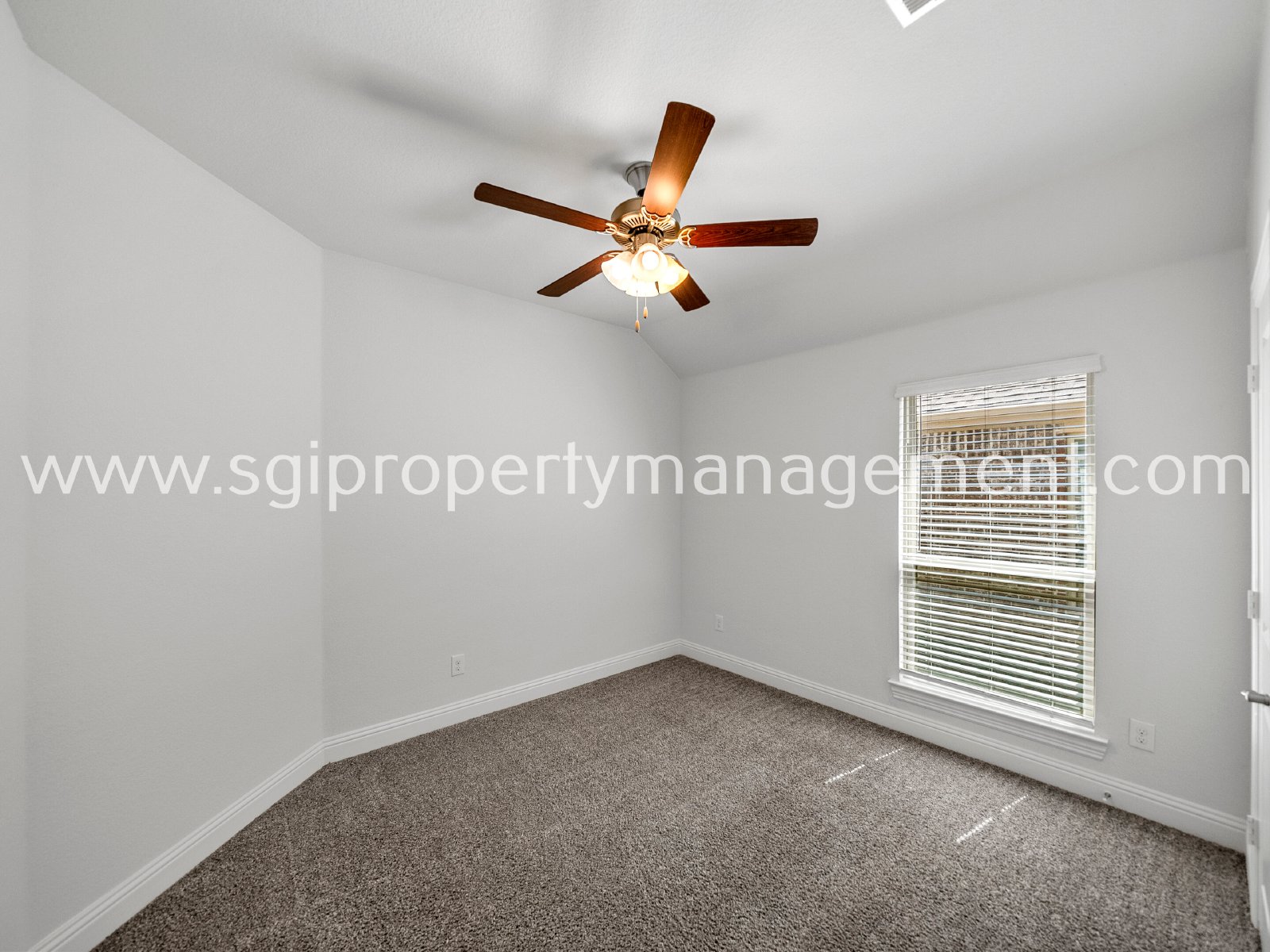 Beautiful 3 bed 2 bath home in Mckinney for rent property image