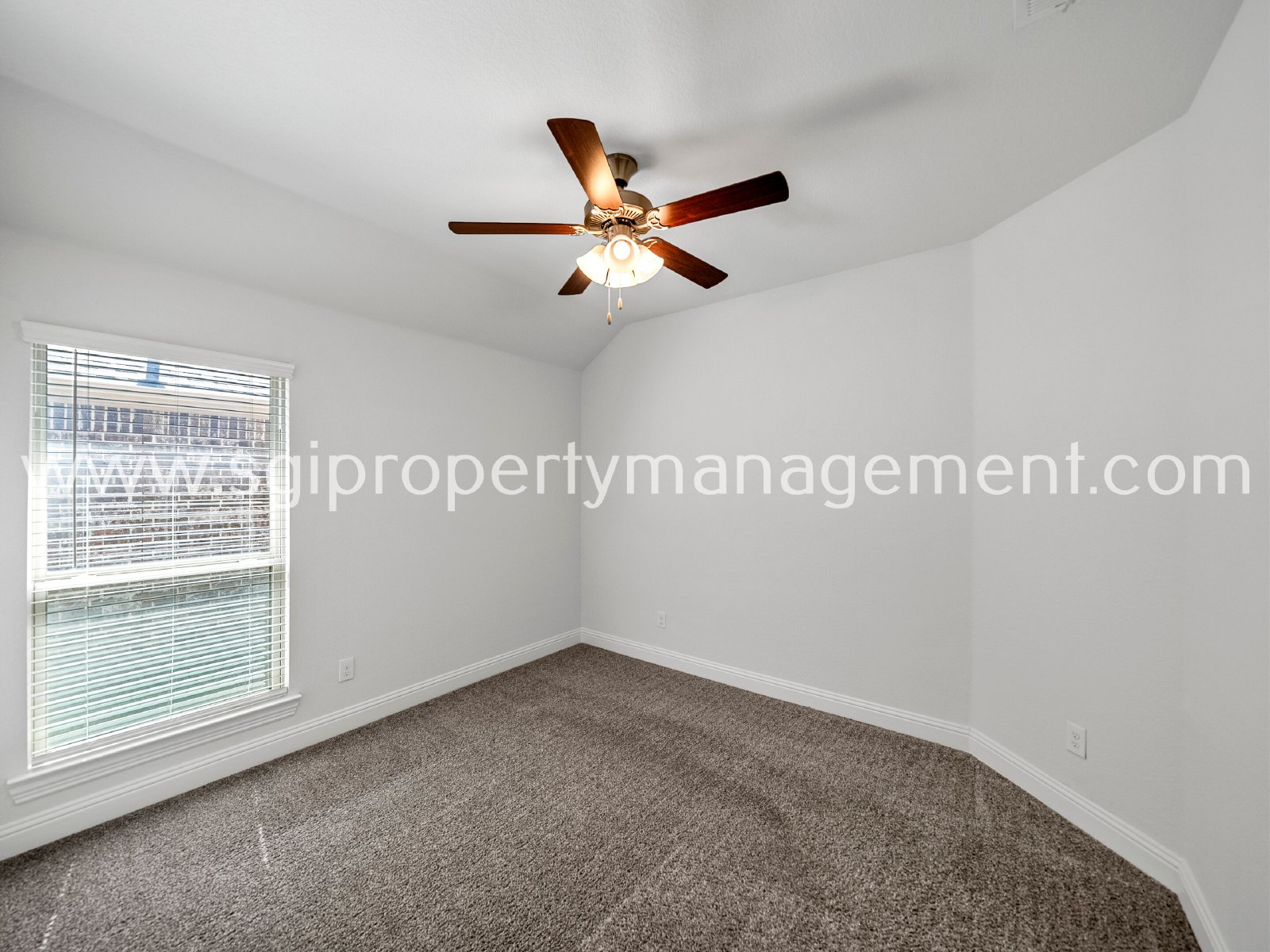 Beautiful 3 bed 2 bath home in Mckinney for rent property image